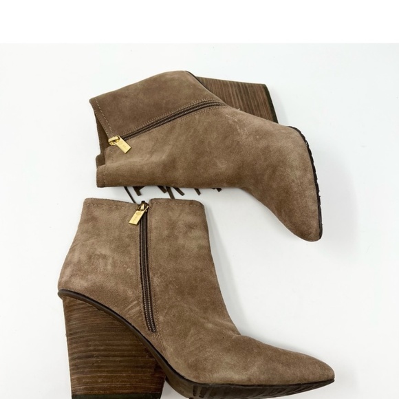 Isola Antonella Suede Fringe Wedge Ankle Boot Tan Nude Women's size 8 - Picture 6 of 10